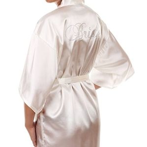 VEAMI Short Kimono Robe (Bride Edition)